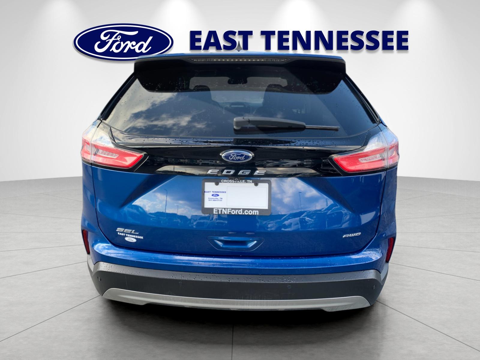 2022 Ford Edge SEL photo 4