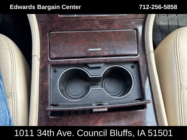 2008 Cadillac Escalade ESV Base photo 23