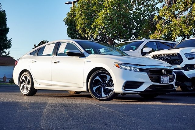 Used 2022 White Honda EX image 1