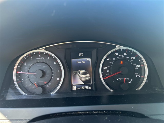 2015 Toyota Camry LE photo 14