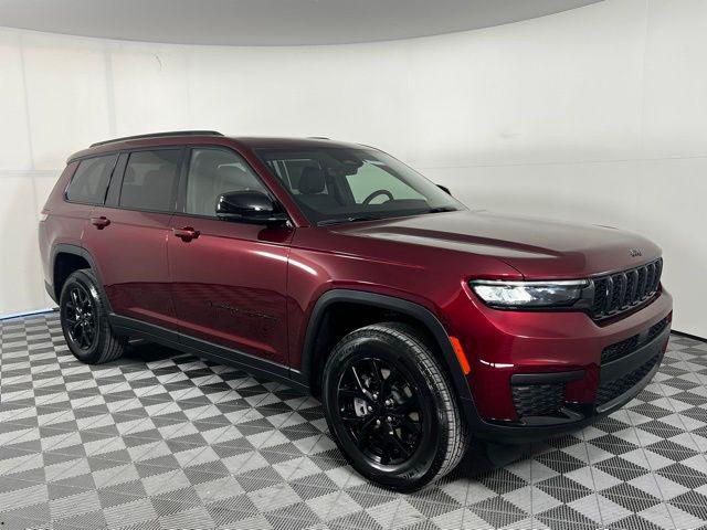 2025 Jeep Grand Cherokee L Altitude's photo