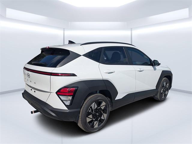 2025 Hyundai Kona SEL photo 2