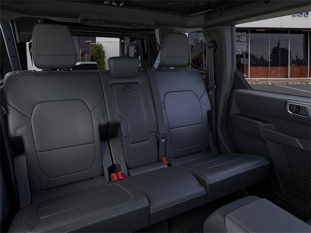 2025 Ford Bronco Badlands photo 11