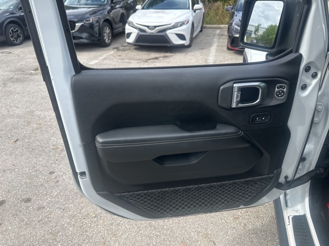 2020 Jeep Wrangler Unlimited Rubicon photo 12