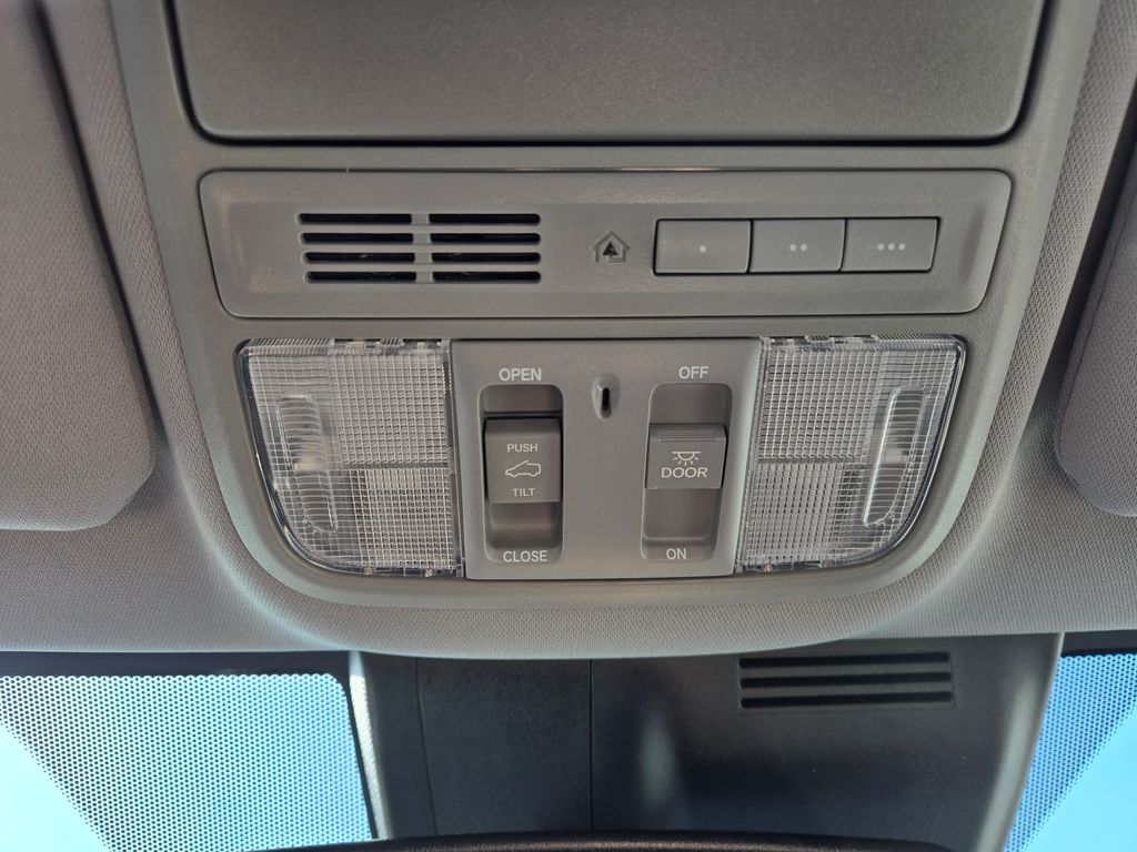 2021 Honda CR-V Hybrid EX-L photo 21