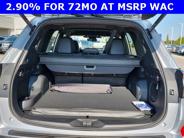 2025 Subaru Forester Touring photo 3