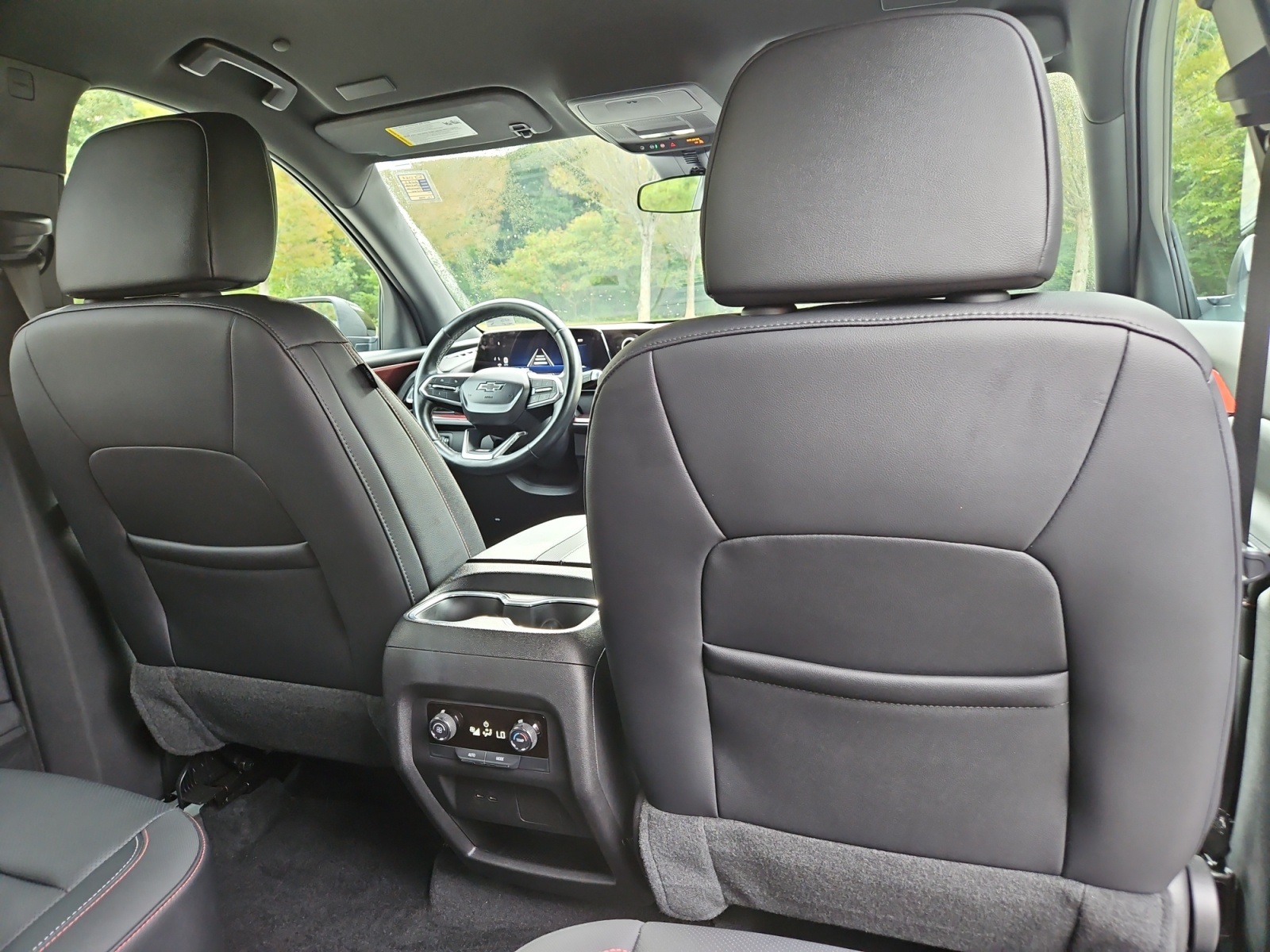 2025 Chevrolet Traverse Z71 photo 17