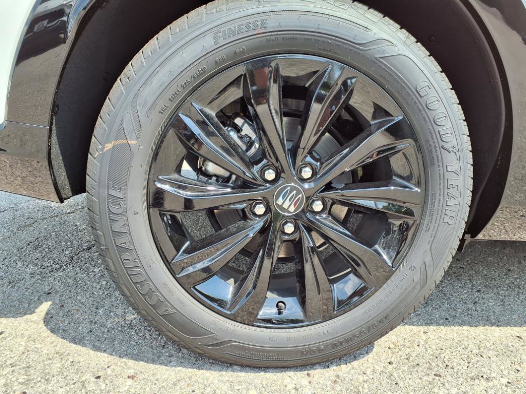 2025 Buick Envista ST photo 23