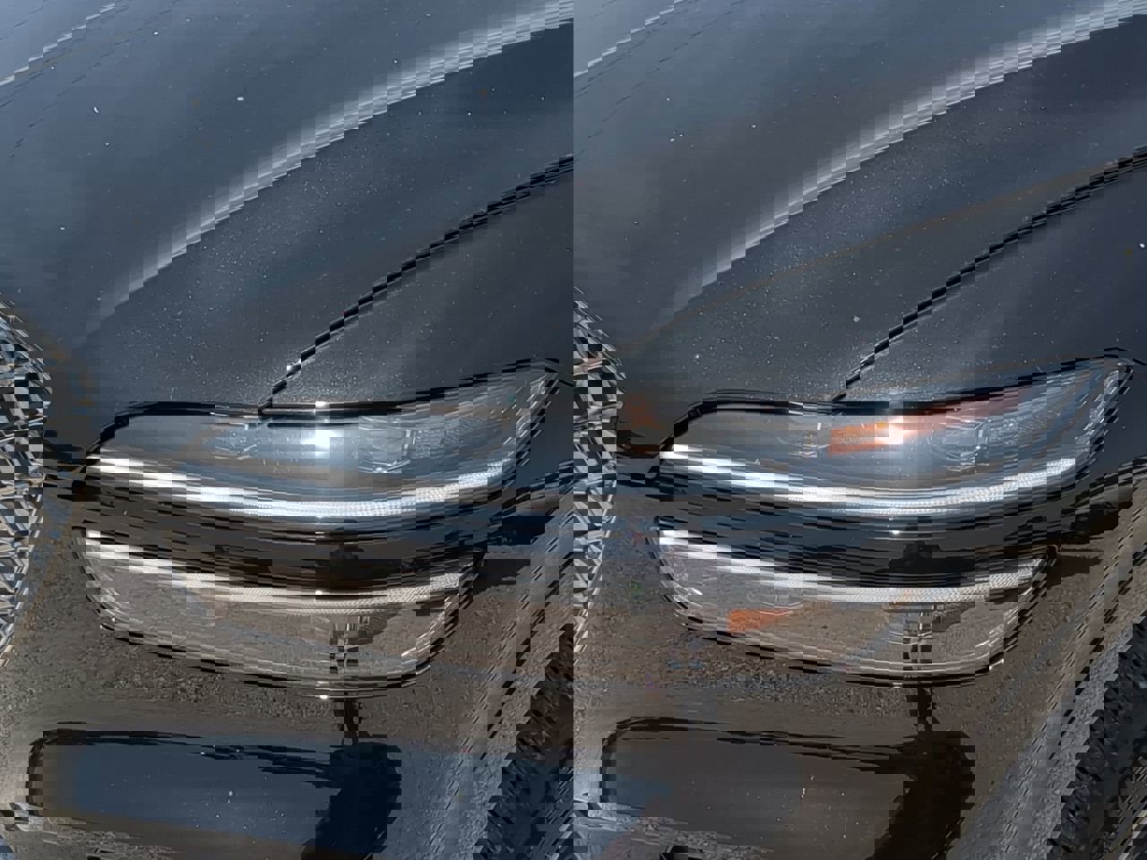 2025 Genesis GV70 2.5T Sport Prestige photo 8