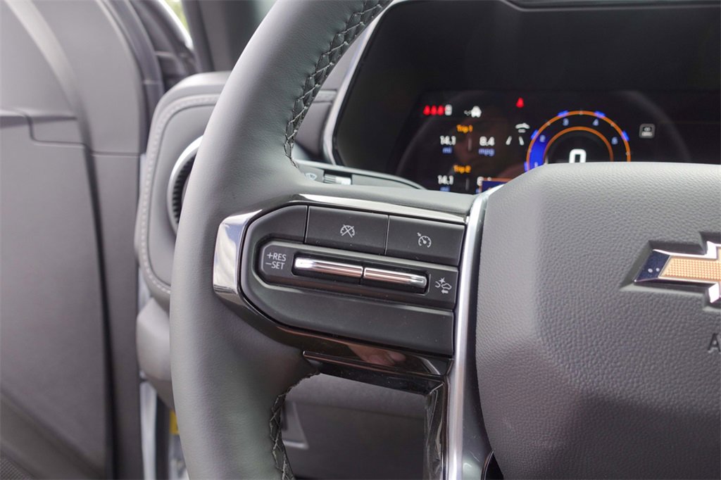 2025 Chevrolet Colorado Work Truck LT photo 14