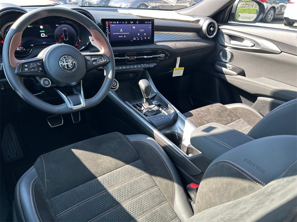 2025 Alfa Romeo Tonale BASE SPRINT photo 2