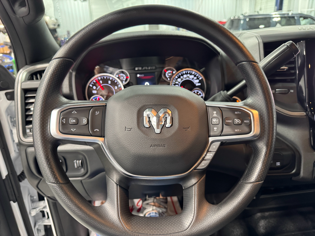 2025 Ram 3500 Tradesman photo 18