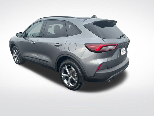 2025 Ford Escape ST-Line photo 3