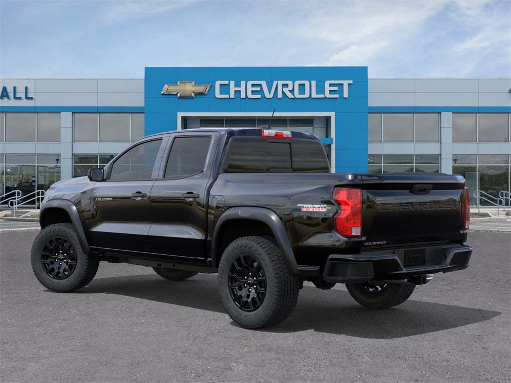 2026 Chevrolet Colorado Trail Boss photo 3