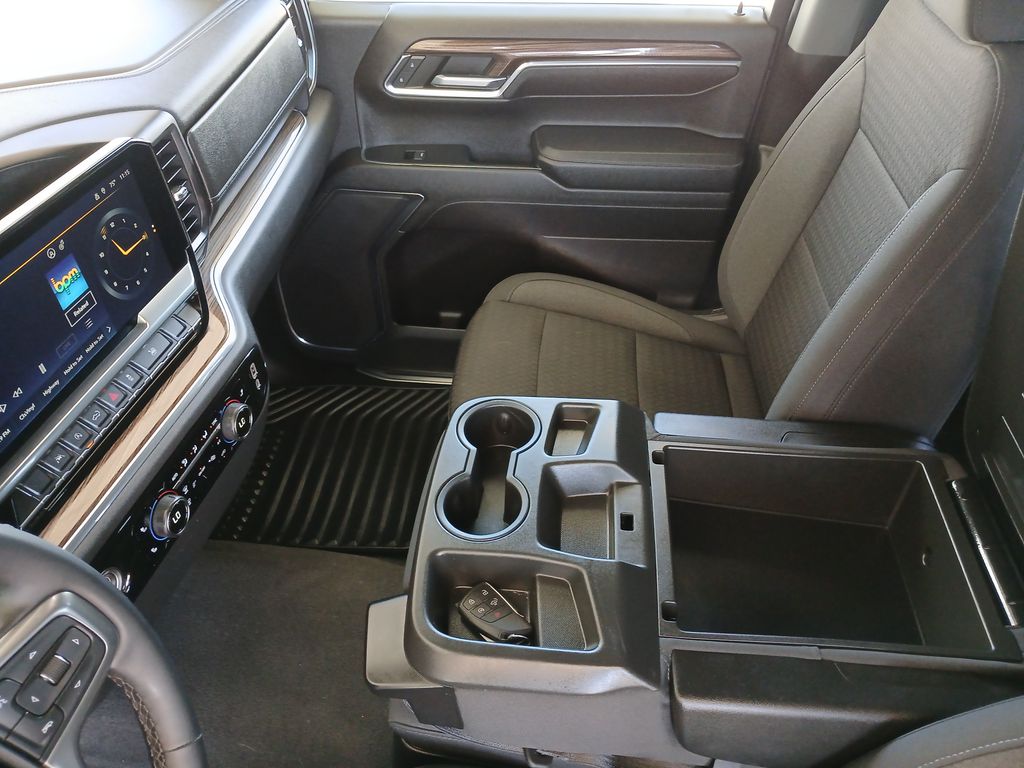 2023 Chevrolet Silverado 1500 LT photo 22