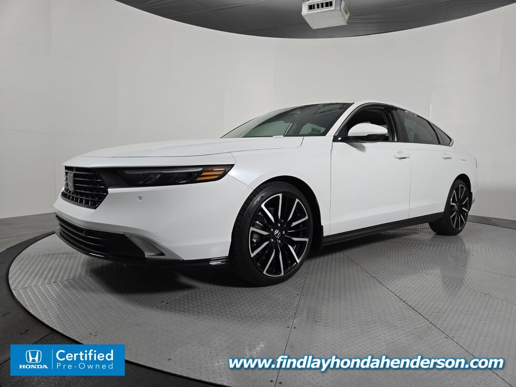 2024 Honda Accord Touring Hybrid photo 3