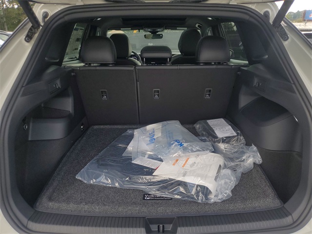 2025 Volkswagen Tiguan SE R-Line Black photo 6