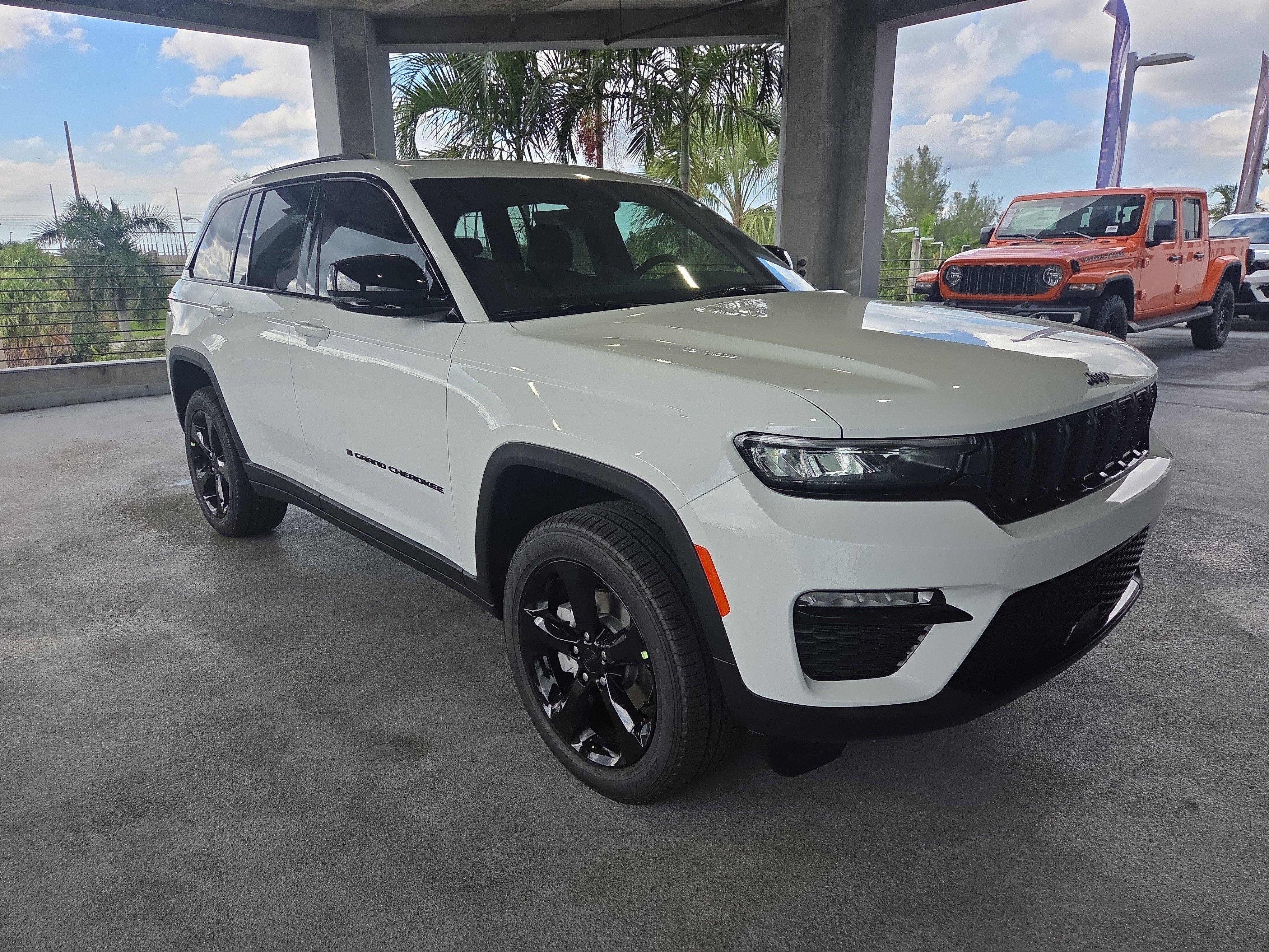 2025 Jeep Grand Cherokee Limited's photo