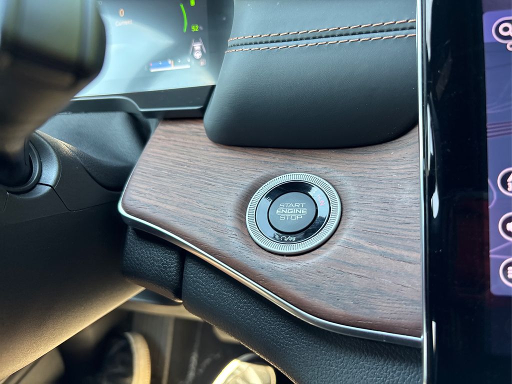 2022 Jeep Grand Cherokee Summit 4xe photo 32