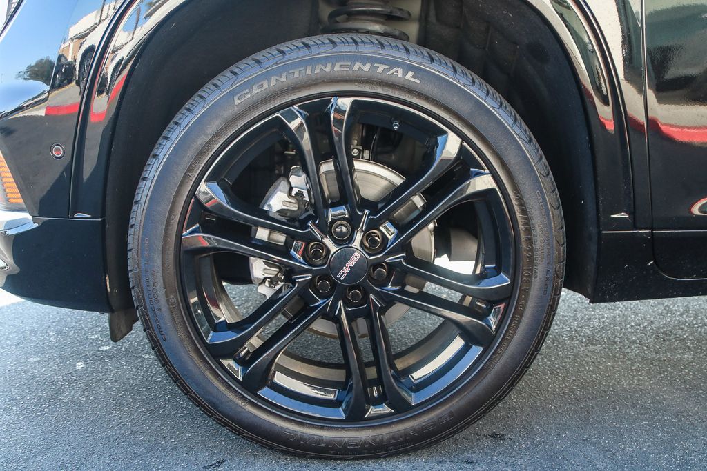 2024 Gmc Acadia Denali photo 7