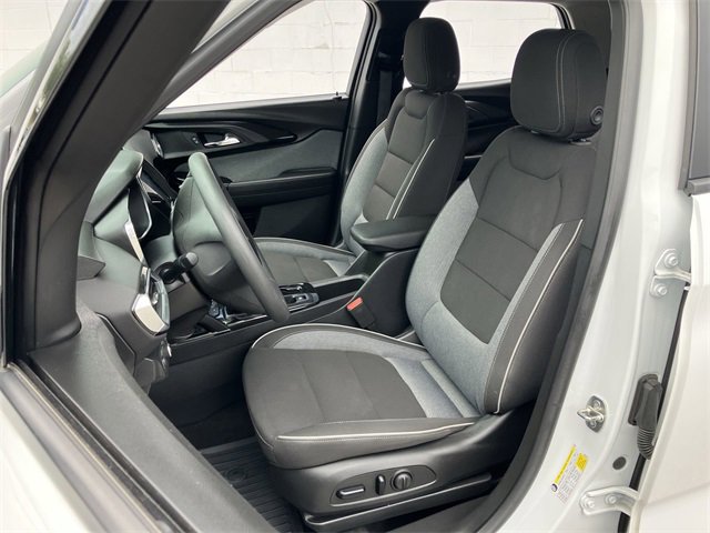2023 Chevrolet Trailblazer LT photo 9