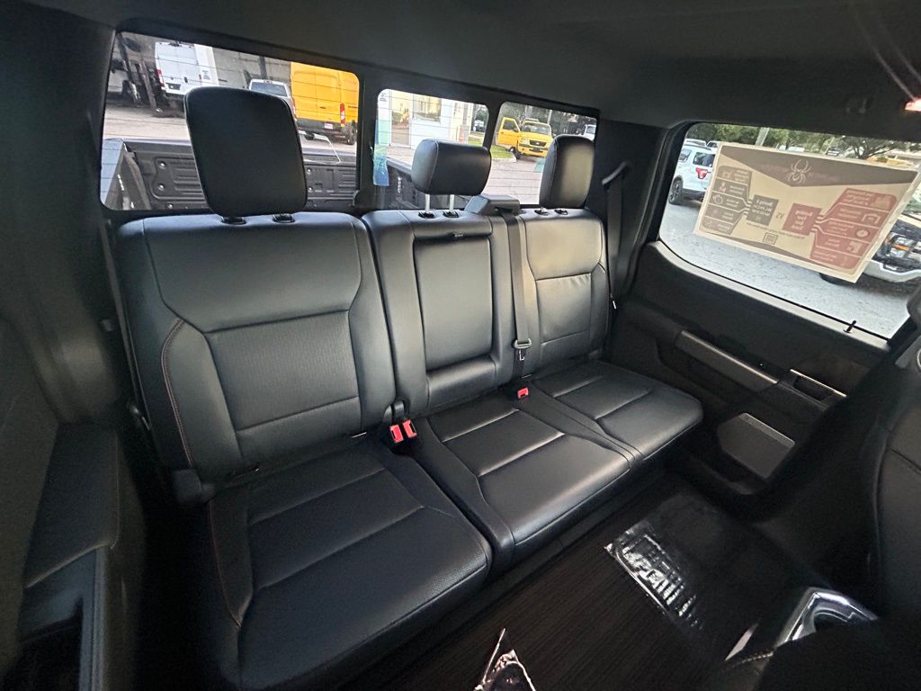 2025 Ford F-250 photo 30
