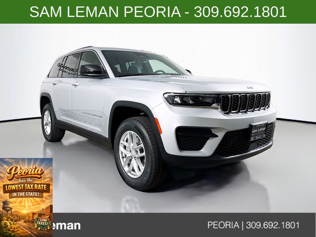 2025 Jeep Grand Cherokee Laredo's photo