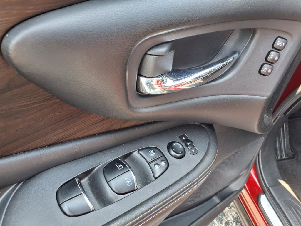 2021 Nissan Murano Platinum photo 18