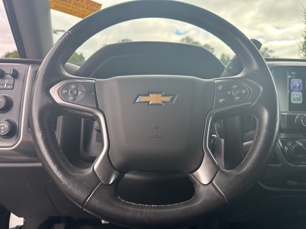 2017 Chevrolet Silverado 1500 LT photo 7