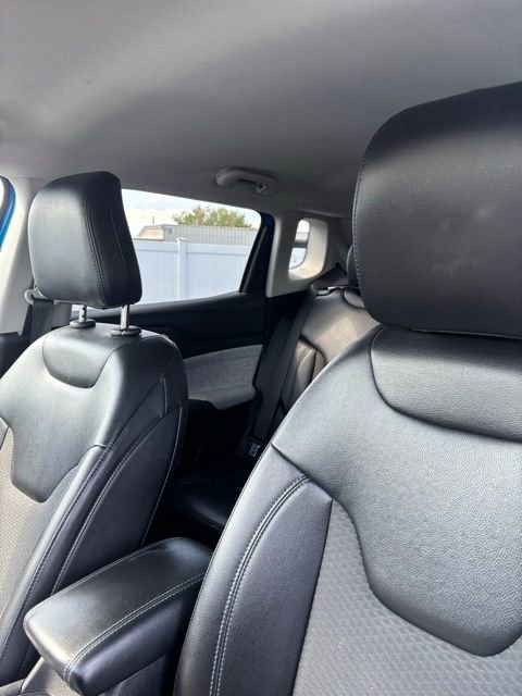 2022 Jeep Compass Latitude photo 8