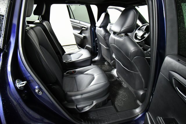 2024 Toyota Highlander LE photo 22