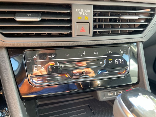2025 Volkswagen Jetta 1.5T SE photo 36