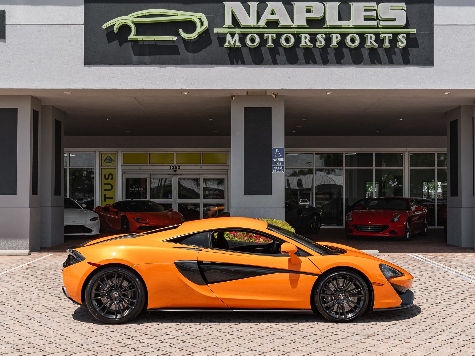 2016 Mclaren 570S Coupe S photo 15