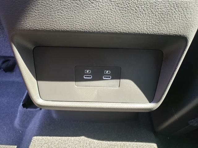 2025 Nissan Rogue SV photo 13