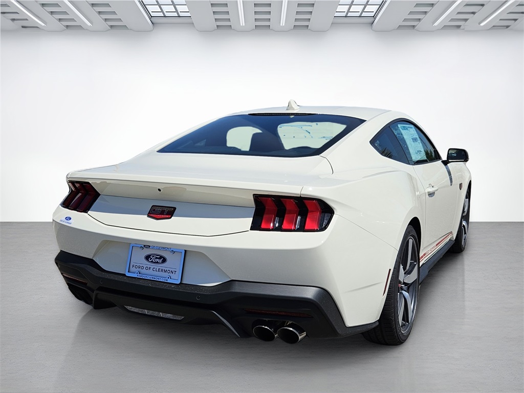 2025 Ford Mustang GT Premium photo 3