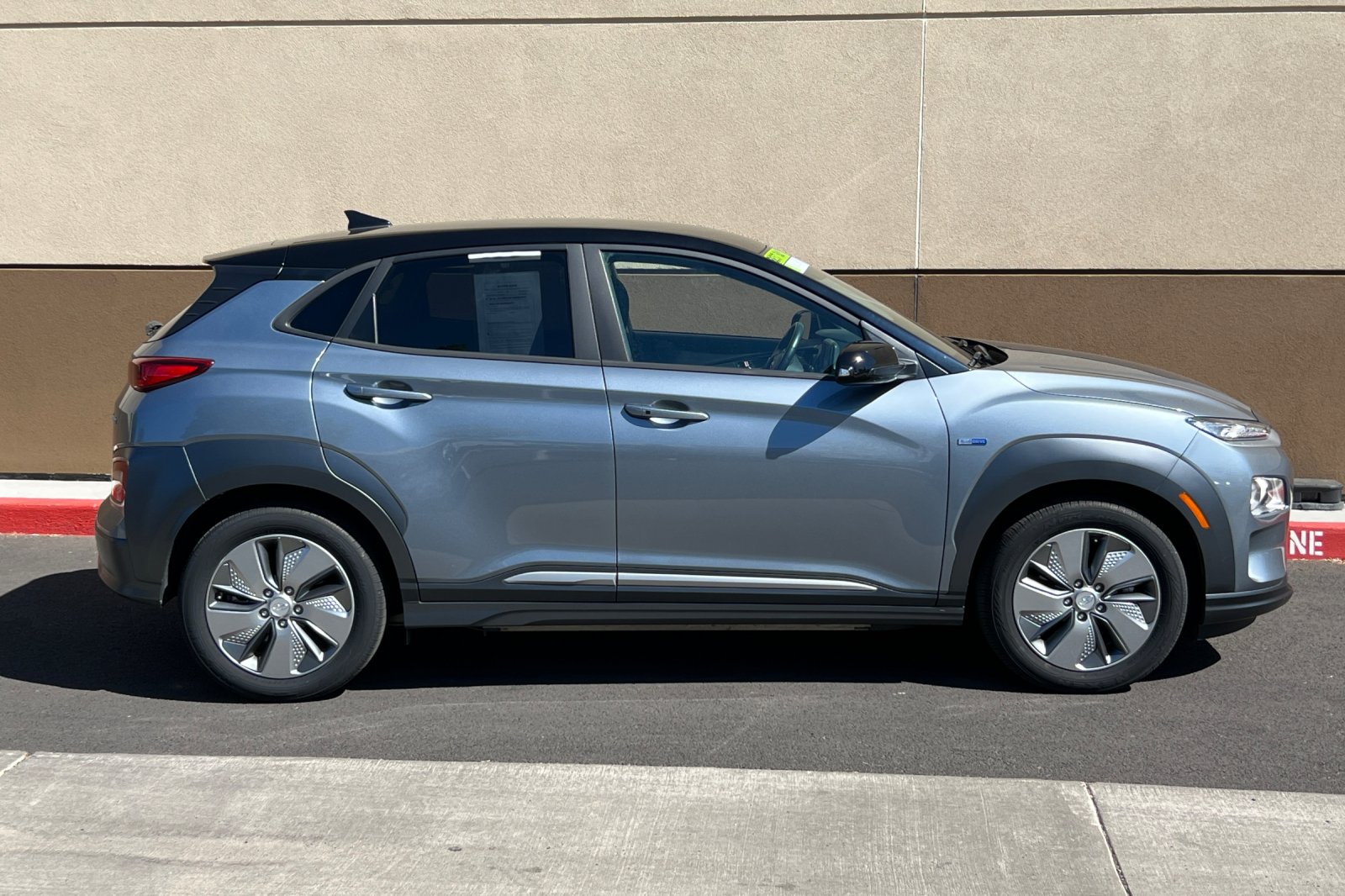 Used 2019 Hyundai Kona EV SEL with VIN KM8K23AGXKU054185 for sale in Albany, OR