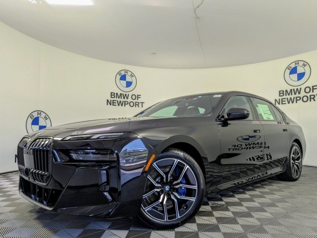 2025 BMW 7 Series 740i xDrive