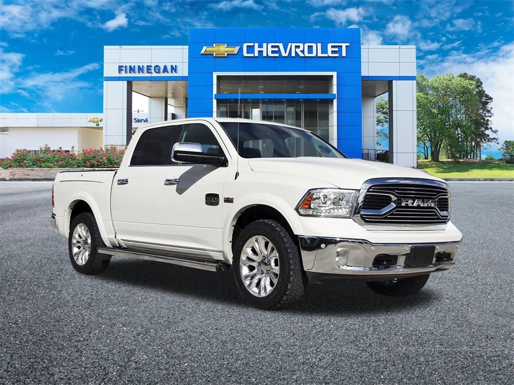 2017 RAM Ram 1500 Pickup Laramie Longhorn