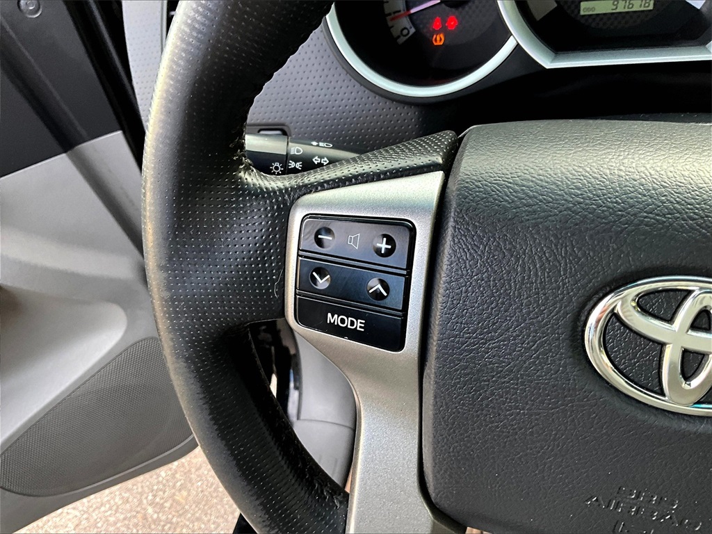 2013 Toyota Tacoma Base 4x4 Access Cab photo 23
