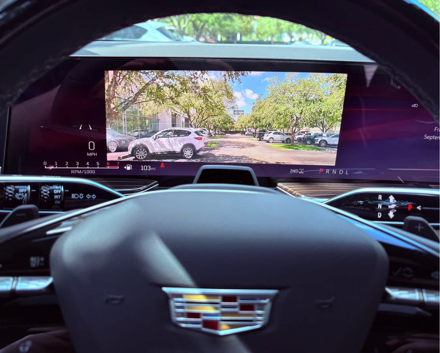 2025 Cadillac Escalade Premium Luxury photo 9