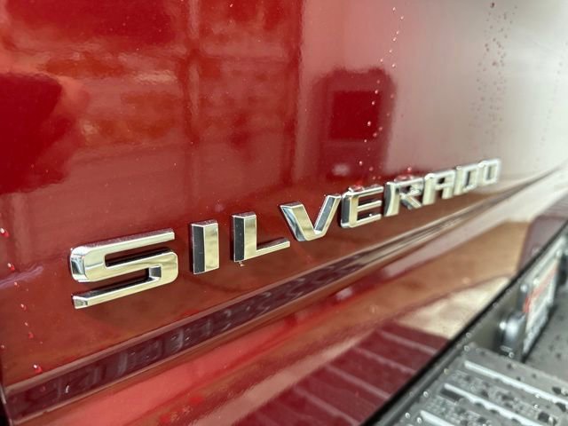 2025 Chevrolet Silverado 1500 RST photo 18