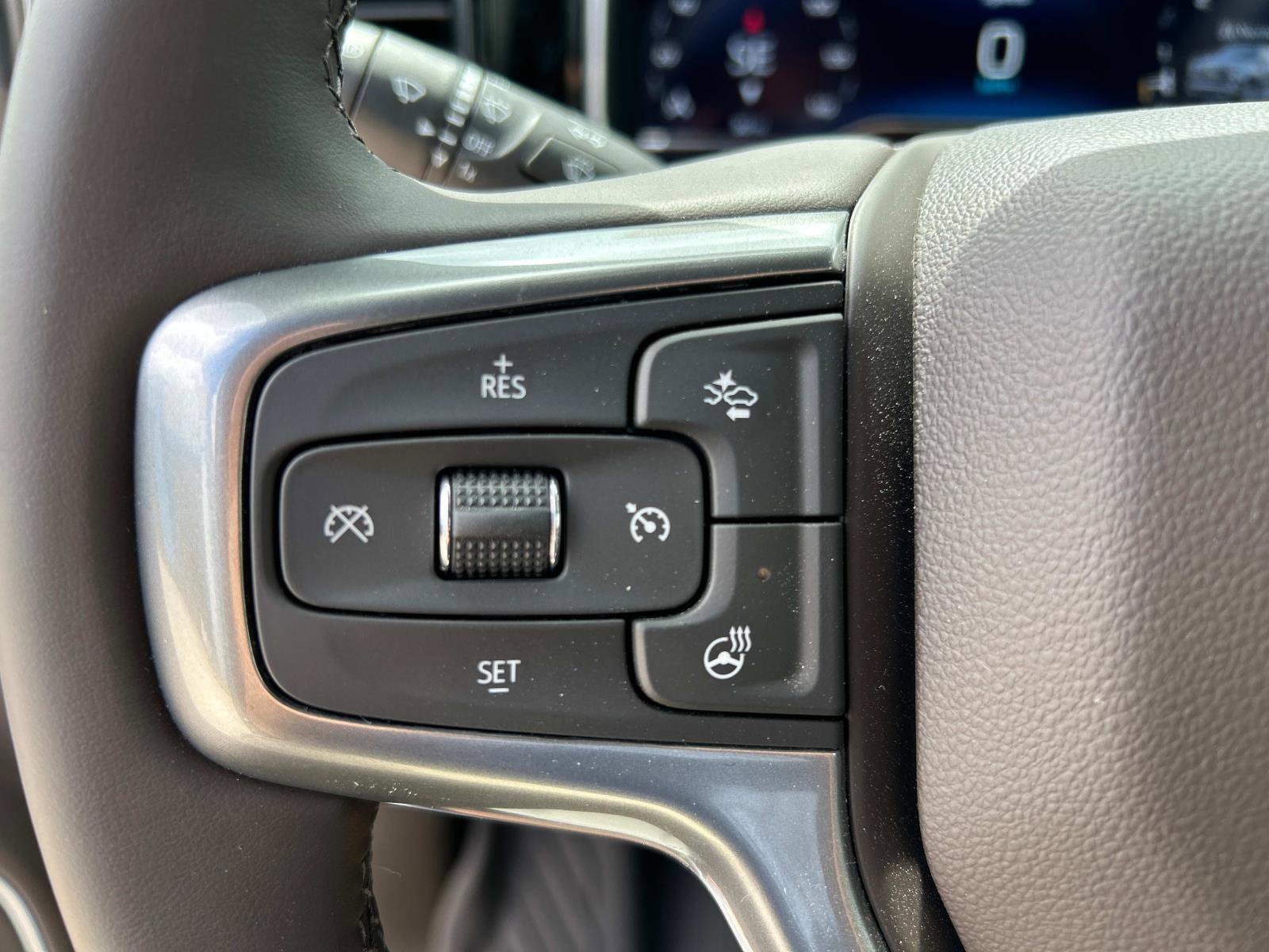 2025 Chevrolet Silverado 1500 LT photo 21
