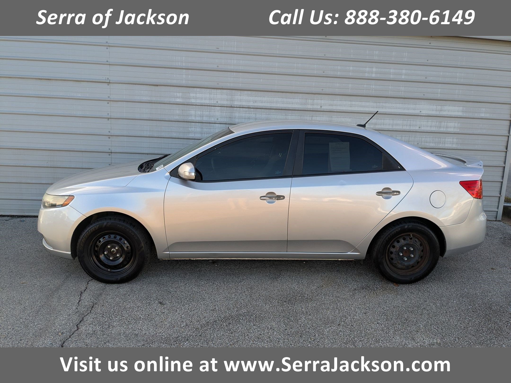 2010 Kia Forte EX's photo