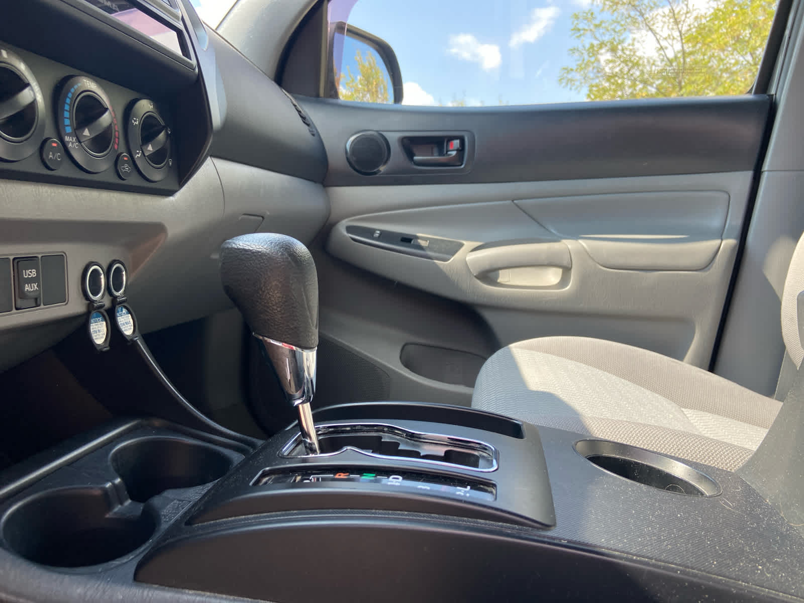 2015 Toyota Tacoma Base photo 15
