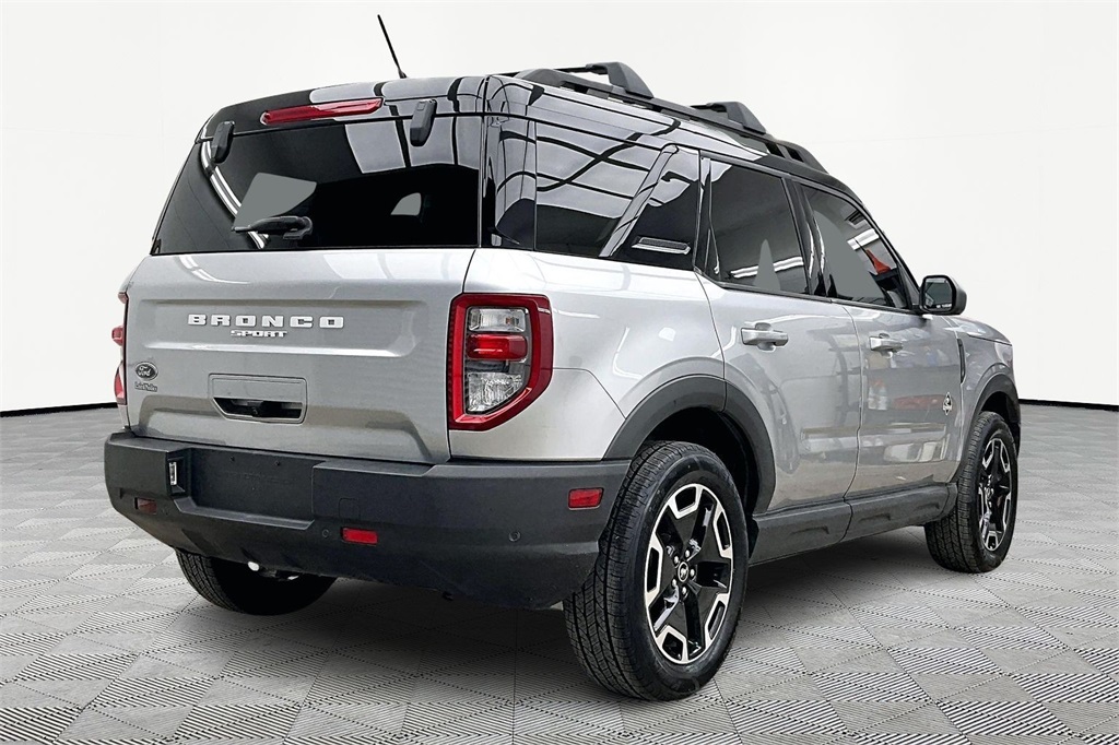 Used 2022 Ford Bronco Sport Outer Banks with VIN 3FMCR9C62NRD36808 for sale in Kansas City