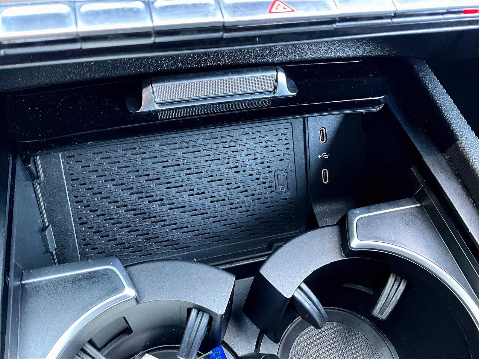 2024 Mercedes Benz GLE 450e photo 25