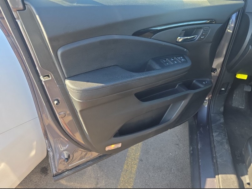 2022 Honda Pilot Touring photo 31
