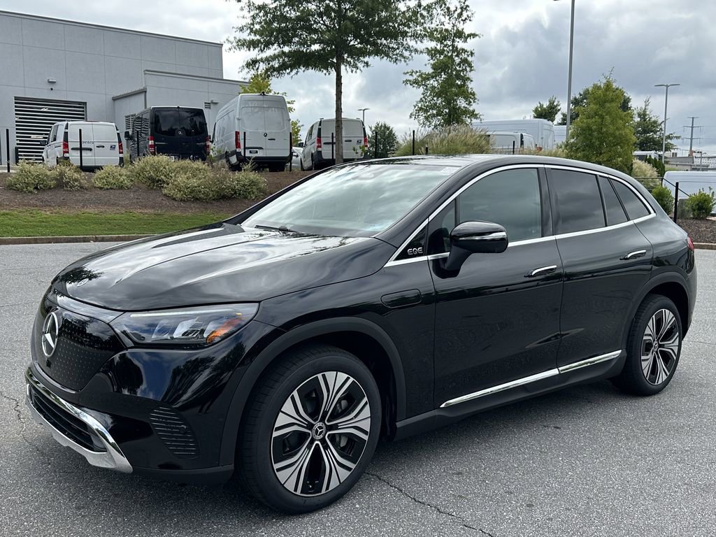 2026 Mercedes Benz EQE SUV 350 photo 3