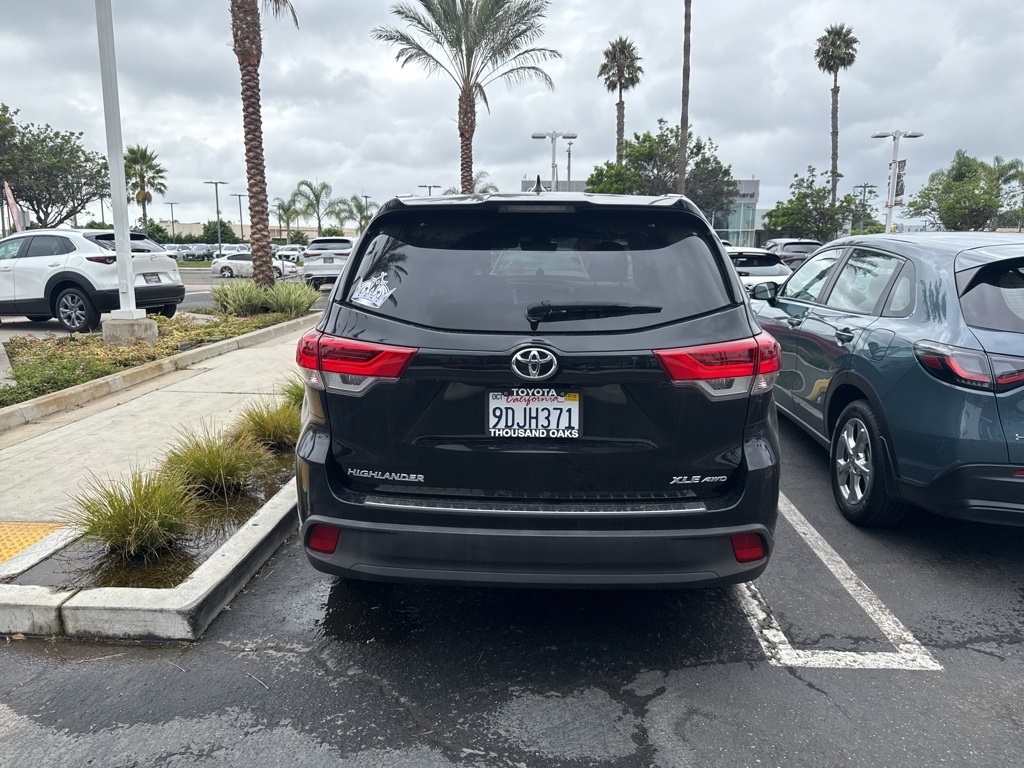 2019 Toyota Highlander SE XLE photo 4