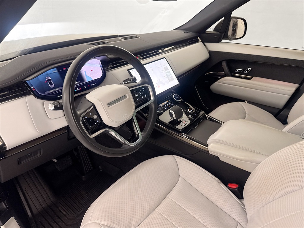 2023 Land Rover Range Rover Sport P360 Dynamic SE photo 9